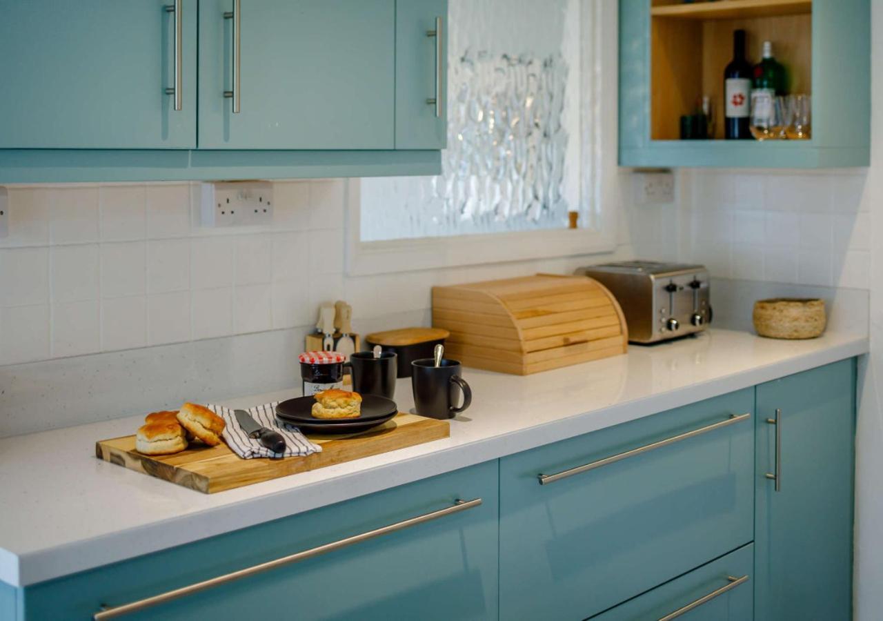 Dene Court Vila Mawgan Porth Exterior foto